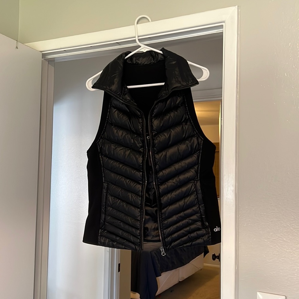 Black Alo Vest